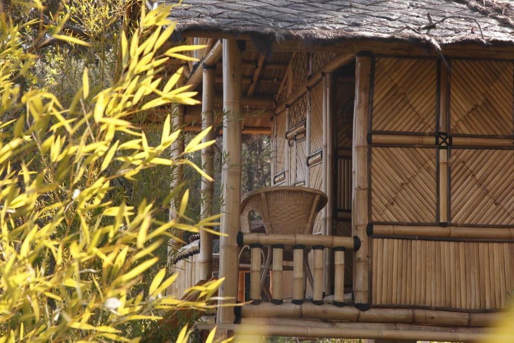 エグルモン Mas D'Alphonse Bed & Breakfast エクステリア 写真